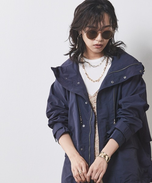 CHIC STYLE（シックスタイル）の「＜大きいサイズ＞フィールドパーカー シックスタイル（ブルゾン・レディース・ネイビー/ベージュ・3L/5L/L/LL/4L）」の2枚目の写真
