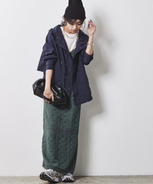 CHIC STYLE（シックスタイル）の「＜大きいサイズ＞フィールドパーカー シックスタイル（ブルゾン・レディース・ネイビー/ベージュ・3L/5L/L/LL/4L）」の4枚目の写真