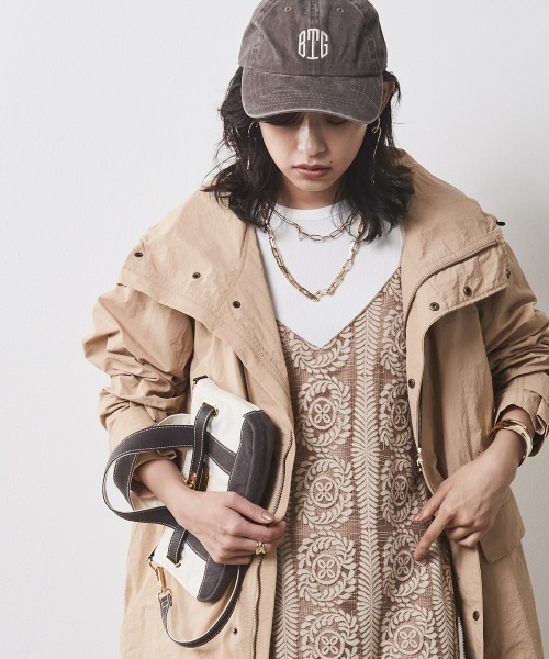 CHIC STYLE（シックスタイル）の「＜大きいサイズ＞フィールドパーカー シックスタイル（ブルゾン・レディース・ネイビー/ベージュ・3L/5L/L/LL/4L）」の22枚目の写真