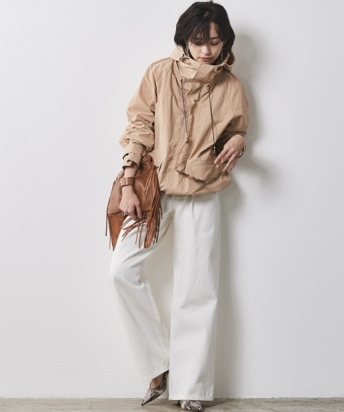 CHIC STYLE（シックスタイル）の「＜大きいサイズ＞フィールドパーカー シックスタイル（ブルゾン・レディース・ネイビー/ベージュ・3L/5L/L/LL/4L）」の7枚目の写真