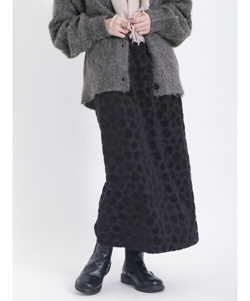 Samansa Mos2(サマンサ モスモス)の「花柄ベロアナロースカート(スカート・レディース・ブラック/オフホワイト・F)」の13枚目の写真