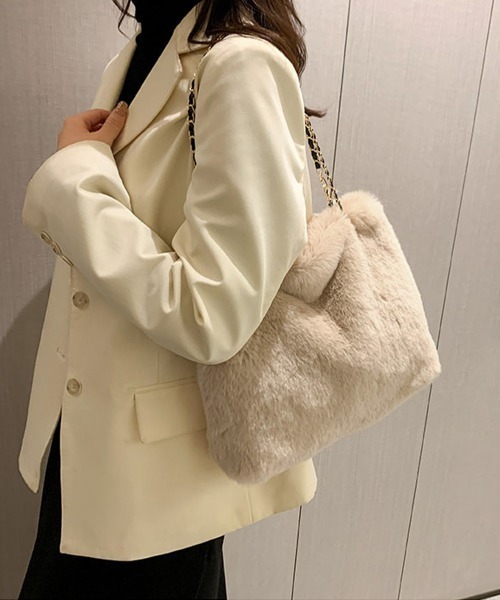 Miniministore(ミニミニストア)の「ファーバッグ 大容量 チェーンバッグ韓国(トートバッグ・レディース・グレー/アイボリー/ピンク/ベージュ/ブラック/フューシャピンク・FREE)」の21枚目の写真