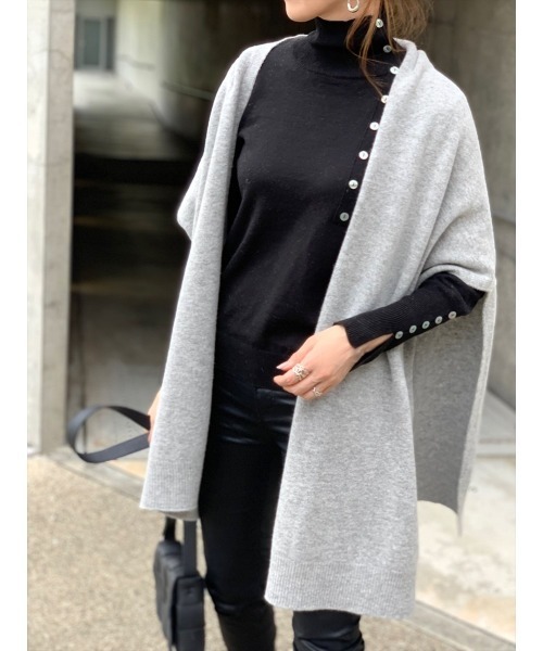 Day and Grade（デイアンドグレイド）の「カシミア混エレガンスグレーショール（ストール/ショール・レディース・グレー・FREE）」の7枚目の写真