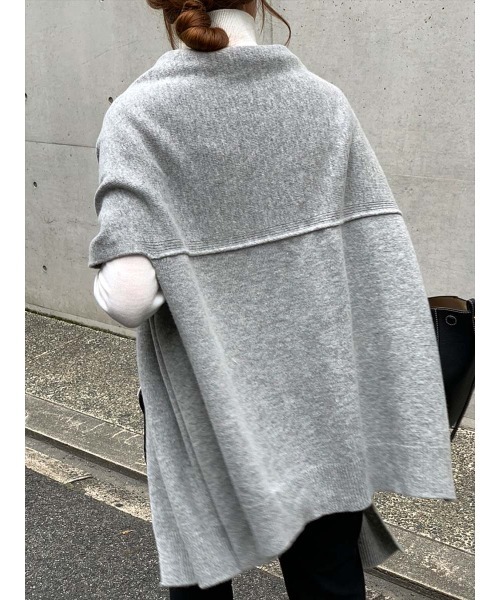 Day and Grade（デイアンドグレイド）の「カシミア混エレガンスグレーショール（ストール/ショール・レディース・グレー・FREE）」の3枚目の写真