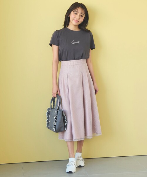 Feroux（フェルゥ）の「ビジュー付きニット スニーカー（スニーカー・レディース・ブラック系/ホワイト系・LARGE/MEDIUM）」の5枚目の写真