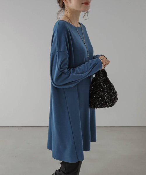AMELY(エミリー)の「裏起毛チュニック(Tシャツ/カットソー・レディース・ブルー/チャコール/ブラック・フリー)」の16枚目の写真
