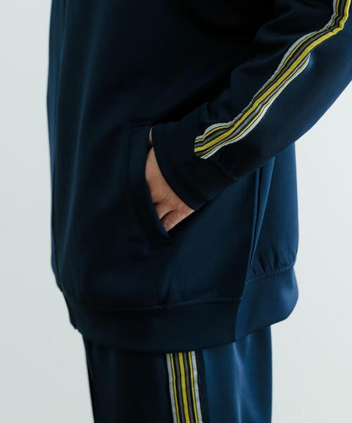 ITEMS URBANRESEARCH（アイテムズ アーバンリサーチ）の「ddp　Line Track Jacket（その他アウター・メンズ・グリーン/ネイビー/ブラック・MEDIUM/LARGE）」の13枚目の写真