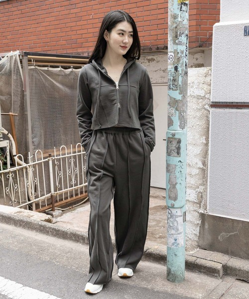 ALAND（エーランド）の「3.3 Field Trip／ステッチラインZIP  2108824（スウェット・レディース・ライトグレー/ネイビー/チャコール・FREE）」の13枚目の写真