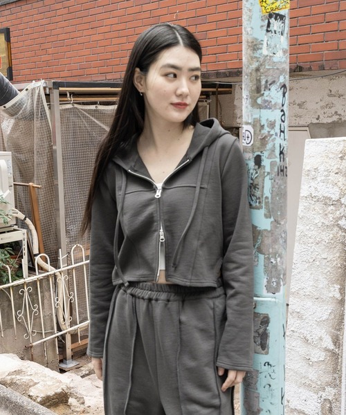 ALAND（エーランド）の「3.3 Field Trip／ステッチラインZIP  2108824（スウェット・レディース・ライトグレー/ネイビー/チャコール・FREE）」の15枚目の写真