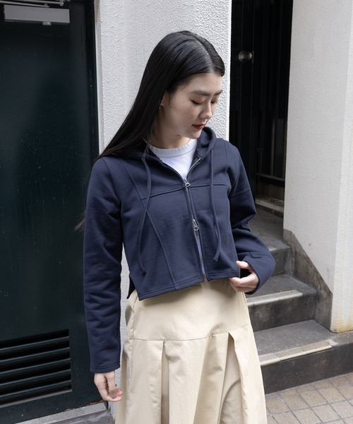 ALAND（エーランド）の「3.3 Field Trip／ステッチラインZIP  2108824（スウェット・レディース・ライトグレー/ネイビー/チャコール・FREE）」の4枚目の写真