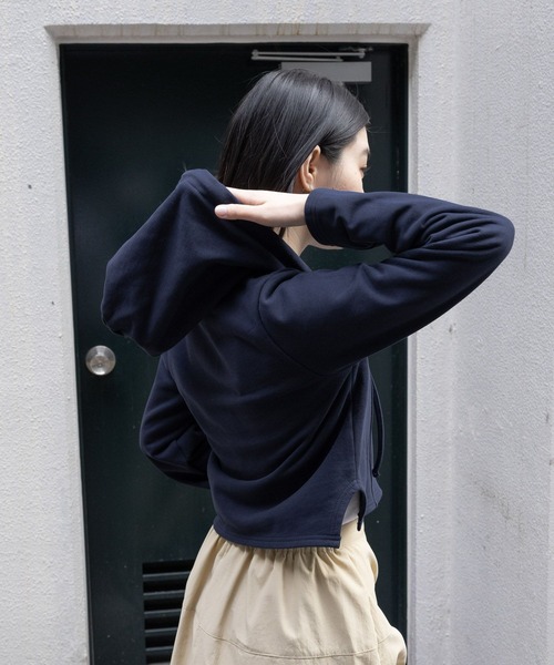 ALAND（エーランド）の「3.3 Field Trip／ステッチラインZIP  2108824（スウェット・レディース・ライトグレー/ネイビー/チャコール・FREE）」の6枚目の写真