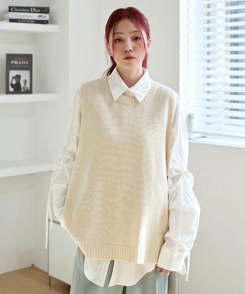 UNE MANSION（ユヌマンション）の「オーバーサイズサイドストリングリボンニットベスト（ベスト・レディース・ブラック/ピンク/イエロー/アイボリー/グリーン・FREE）」の13枚目の写真