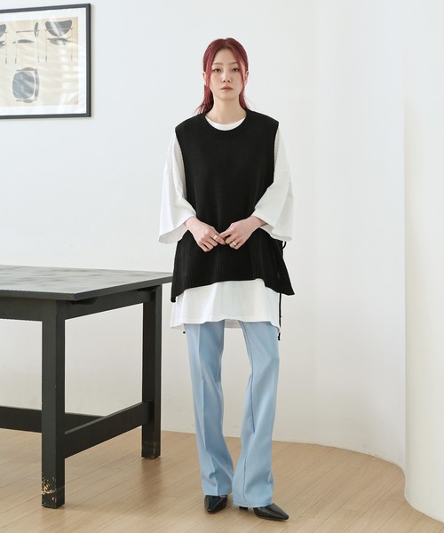 UNE MANSION（ユヌマンション）の「オーバーサイズサイドストリングリボンニットベスト（ベスト・レディース・ブラック/ピンク/イエロー/アイボリー/グリーン・FREE）」の11枚目の写真