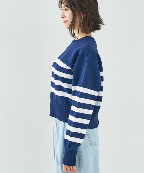 abahouse mavie（アバハウスマヴィ）の「スポンジングボーダー2WAYプルオーバー（カーディガン/ボレロ・レディース・ネイビー/ホワイト・フリー）」の13枚目の写真