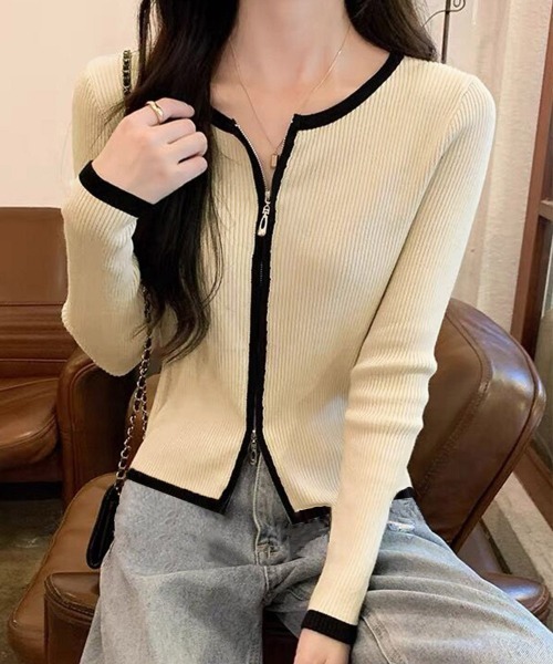 Miniministore(ミニミニストア)の「ダブルジップ 長袖ニットカーディガン(ニット/セーター・レディース・ベージュ/グレー/オフホワイト/ブラック/ネイビー・FREE)」の5枚目の写真