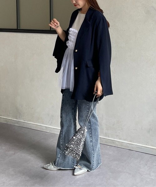 Thevon(ゼボン)の「フリルチュールドッキング半袖プルオーバー(Tシャツ/カットソー・レディース・ベージュ/ブラック/ライトグレー/オフホワイト・FREE)」の10枚目の写真