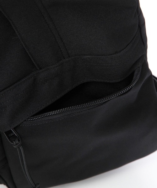 Carhartt WIP(カーハートダブリューアイピー)の「【Carhartt WIP(カーハートダブリューアイピー)】KICKFLIP BACKPACK(バックパック/リュック・メンズ・ブラック・FREE)」の8枚目の写真