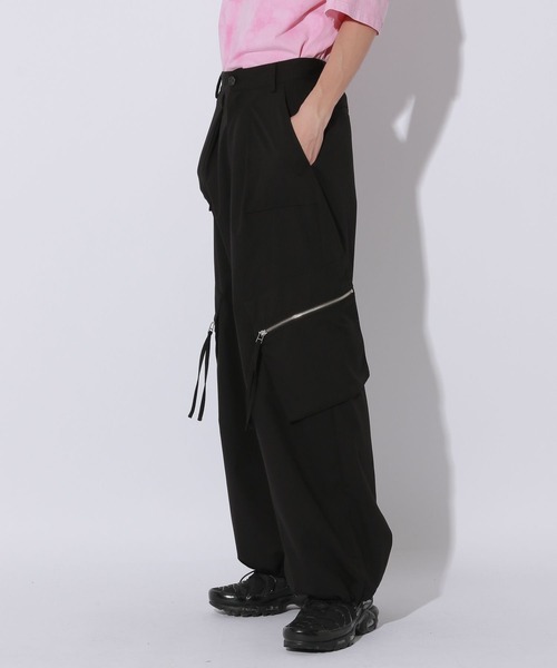 Anui（アニュイ）の「【UNISEX/2サイズ展開】クリアピケカーゴスラックス（スラックス・レディース・グレー/ブラック・SMALL/MEDIUM）」の13枚目の写真