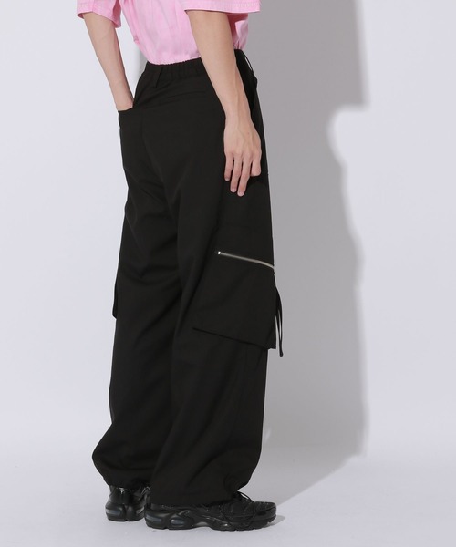 Anui（アニュイ）の「【UNISEX/2サイズ展開】クリアピケカーゴスラックス（スラックス・レディース・グレー/ブラック・SMALL/MEDIUM）」の14枚目の写真