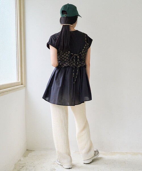 FREAK'S STORE（フリークスストア）の「切替ギャザーTシャツ/異素材切替Tシャツ（Tシャツ/カットソー・レディース・ブラック/オフホワイト/グリーン/ピンク・ﾌﾘ-）」の17枚目の写真