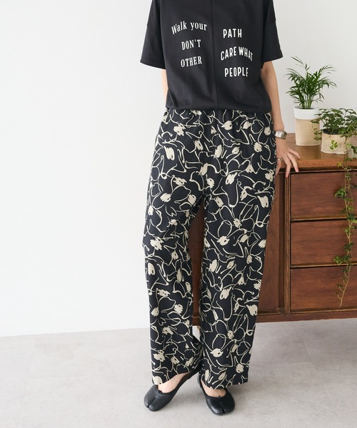 CRAFT STANDARD BOUTIQUE(クラフトスタンダードブティック)の「インド綿アソート柄イージーパンツ(その他パンツ・レディース・ブラック/アイボリー・M/L)」の1枚目の写真