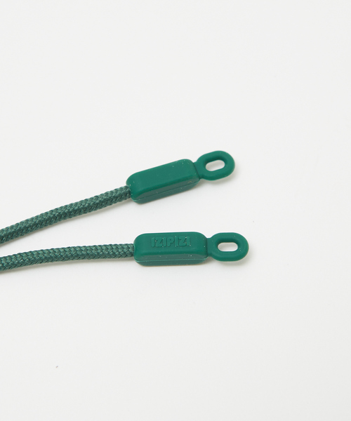 IZIPIZI(イジピジ)の「IZIPIZI DAILY CORD(サングラス・レディース・アイボリー/スモークピンク/セージグリーン/ブラック/インディゴブルー・フリー)」の20枚目の写真
