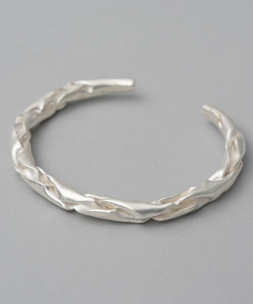 MAISON SPECIAL(メゾンスペシャル)の「《UNISEX》【Mountain People x MAISON SPECIAL】Bangle1(SILVER 925)/バングル1(シルバー 925)【MAISON SPECIAL/メゾンスペシャル】(バングル/リストバンド・メンズ・シルバー・FREE)」の2枚目の写真