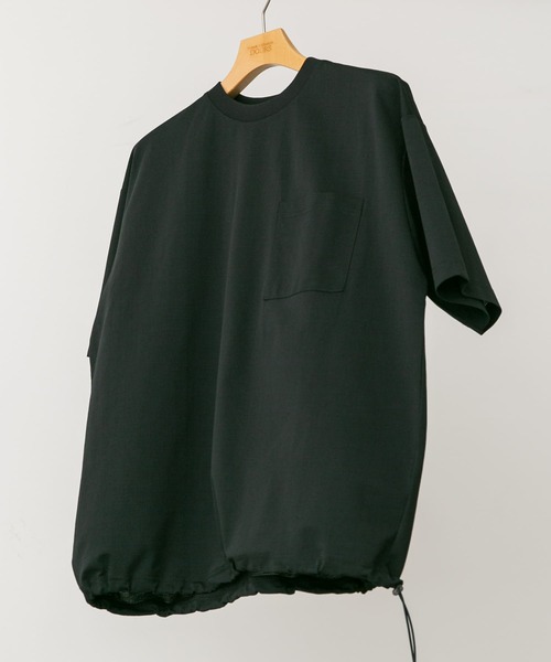 URBAN RESEARCH DOORS(アーバンリサーチドアーズ)の「『吸水速乾/イージーケア/接触冷感』クイックドライ ワッフルメッシュ Tシャツ(Tシャツ/カットソー・メンズ・ライトグレー/モカ/ブラック・MEDIUM/LARGE)」の12枚目の写真