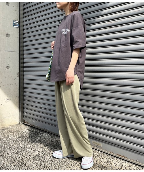 anap mimpi(アナップミンピ)の「HAWAII マップ 刺繍 コットン ビッグ Tシャツ(Tシャツ/カットソー・レディース・アイボリー/ダークグレー・FREE)」の7枚目の写真