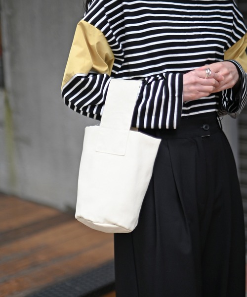 Marient(マリエント)の「One Handle Cotton Bag(トートバッグ・レディース・アイボリー/ブラック・FREE)」の7枚目の写真