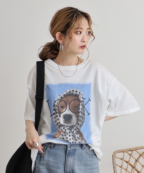 FUNALIVE(ファンアライブ)の「je crois soi ドッグプリントオーバーサイズプルオーバー(Tシャツ/カットソー・レディース・オフホワイト/ピンク・FREE)」の1枚目の写真