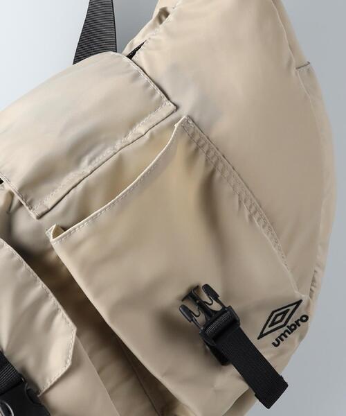 Right-on（ライトオン）の「UMBRO(アンブロ)ダブルポケットショルダーバッグ（ショルダーバッグ・レディース・ライトベージュ/ブラック・フリー）」の14枚目の写真