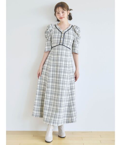 【美品】dazzlin マルチボタンパイピングツイードワンピース ブルー dazzlin（ダズリン）の「マルチボタンパイピングツイード