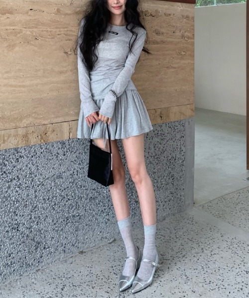 Mela(メラ)の「プリーツカットミニSK(スカート・レディース・ホワイト/グレー・FREE)」の17枚目の写真