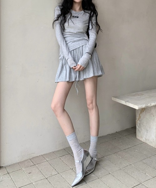Mela(メラ)の「プリーツカットミニSK(スカート・レディース・ホワイト/グレー・FREE)」の22枚目の写真
