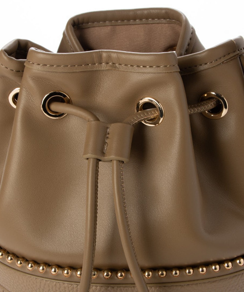 cache cache（カシュ カシュ）の「カシュカシュ cachecache / ボールチェーンポイントタッセルドロストショルダー（ショルダーバッグ・レディース・ブラック/シルバー/ベージュ系その他・FREE）」の15枚目の写真