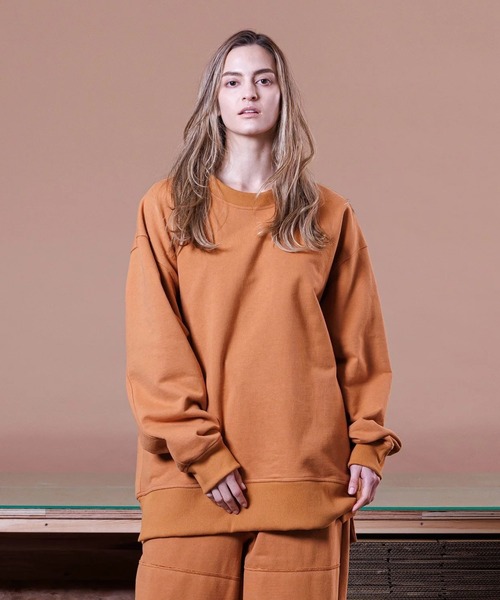 VOAAOV（ヴォアーブ）の「【VOAAOV】 URAKE Crew Neck Sweatshirt（スウェット・メンズ・グレー/グリーン/ブラック/ライトブラウン・2/1）」の4枚目の写真