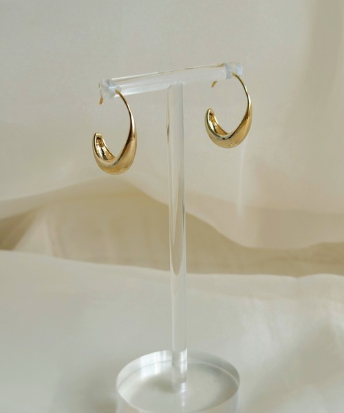 sowang（ソワン）の「メタルフックピアス-metal hook pierce-（ピアス（両耳用）・レディース・シルバー/ゴールド・FREE）」の5枚目の写真