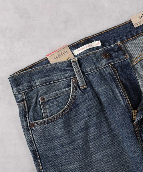 Levi's(リーバイス)の「Levi's(リーバイス)【レディース】「94モデル」バギーワイドブーツ(デニムパンツ・レディース・ダークインディゴブルー・25inch/26inch/27inch/28inch/24inch)」の4枚目の写真