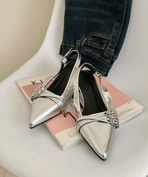 Silly（シリー）の「ローヒールパンプス（パンプス・レディース・ブラック/シルバー・SMALL/MEDIUM/LARGE/X-LARGE）」の2枚目の写真