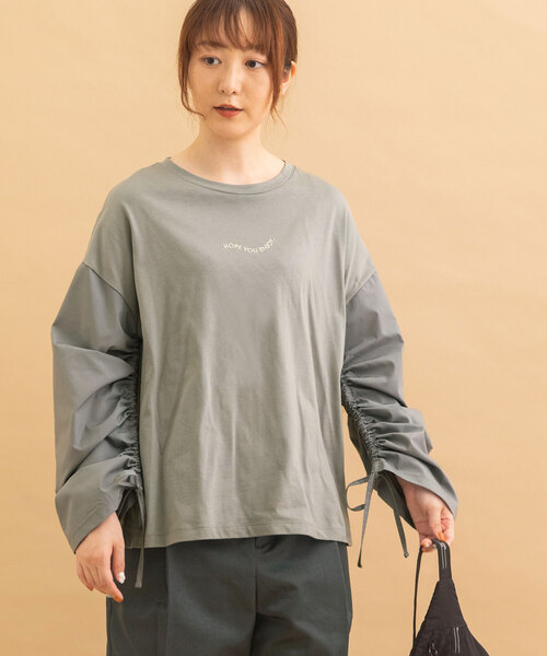 POU DOU DOU(プードゥドゥ)の「布帛シャーリング袖オーバーサイズトップス(Tシャツ/カットソー・レディース・ブラック/ライトブルー/オフホワイト・M)」の21枚目の写真