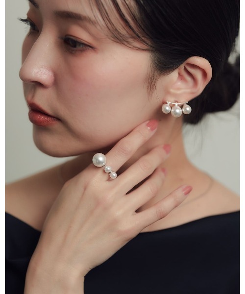 ChooMia(チュミア)の「トリプルパールリング(リング・レディース・ゴールド/シルバー・11/8)」の18枚目の写真