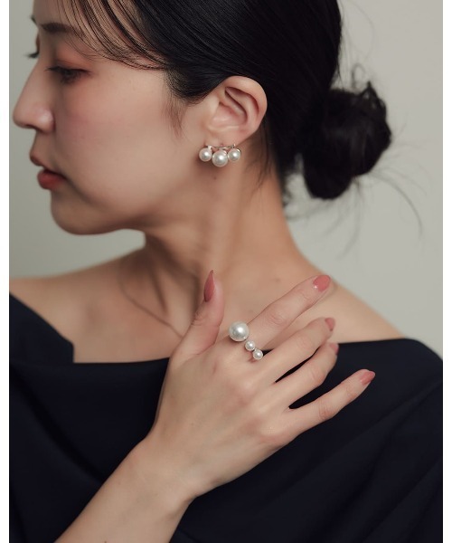 ChooMia(チュミア)の「トリプルパールリング(リング・レディース・ゴールド/シルバー・11/8)」の19枚目の写真