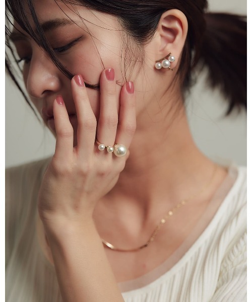 ChooMia(チュミア)の「トリプルパールリング(リング・レディース・ゴールド/シルバー・11/8)」の14枚目の写真