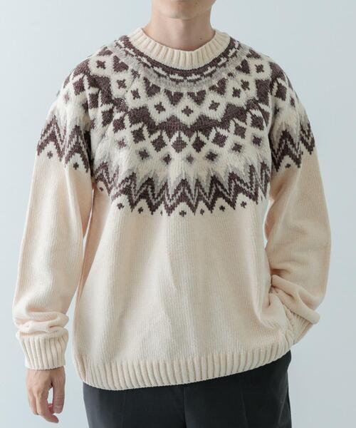 ITEMS URBANRESEARCH(アイテムズ アーバンリサーチ)の「求心柄 モール クルーネック ニット(ニット/セーター・メンズ・ネイビー/グレー/ブラック/アイボリー・MEDIUM/LARGE)」の2枚目の写真