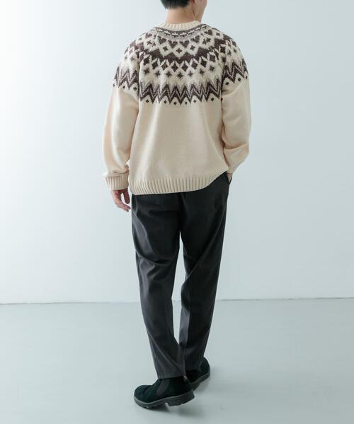 ITEMS URBANRESEARCH(アイテムズ アーバンリサーチ)の「求心柄 モール クルーネック ニット(ニット/セーター・メンズ・ネイビー/グレー/ブラック/アイボリー・MEDIUM/LARGE)」の12枚目の写真