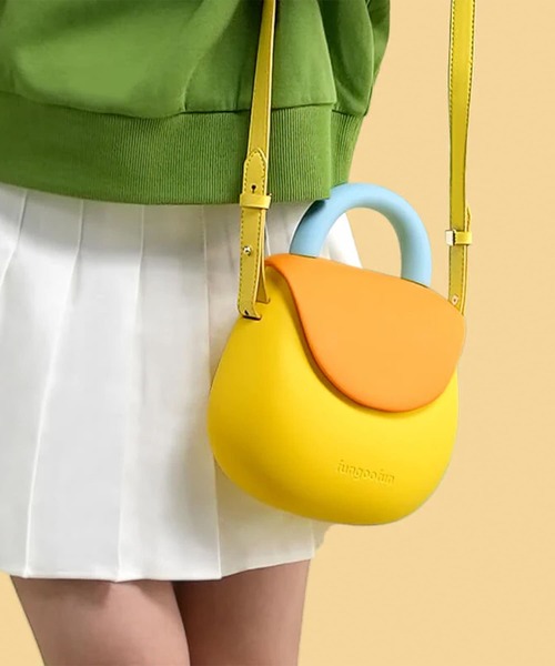 ORiental TRaffic（オリエンタルトラフィック）の「EVAラウンドハンドバッグ G-0013（ハンドバッグ・レディース・ベージュ/イエロー/ピンク/レインボー・ﾌﾘ-）」の4枚目の写真