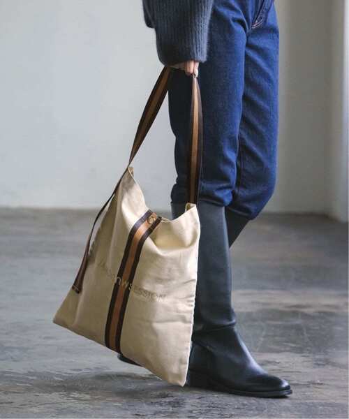Noble（ノーブル）の「《WEB限定追加》N.Jam/エヌジャム オリジナルキャンバススモールバッグ 8(無地)（トートバッグ・レディース・アイボリー/カーキ・FREE）」の7枚目の写真