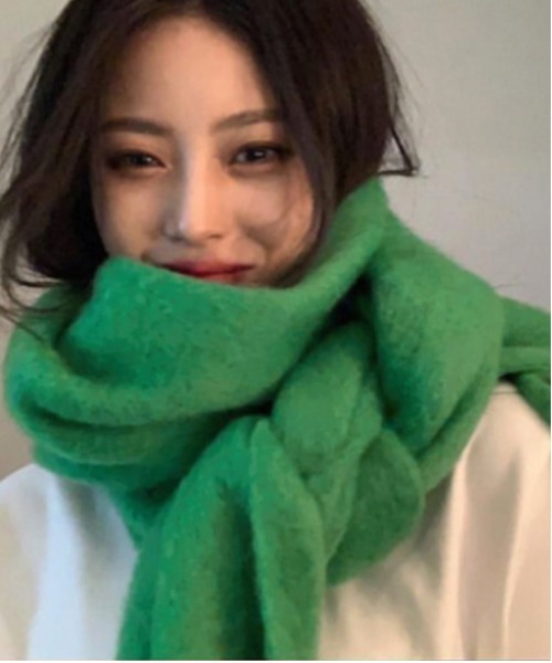Per sist ence（パーシエンス）の「ボリュームフリンジマフラー（マフラー・レディース・ホワイト/グリーン/ピンク/ベージュ/オフホワイト/グレー/ブルー/ブラック/ライトピンク/ライトブルー・FREE）」の16枚目の写真