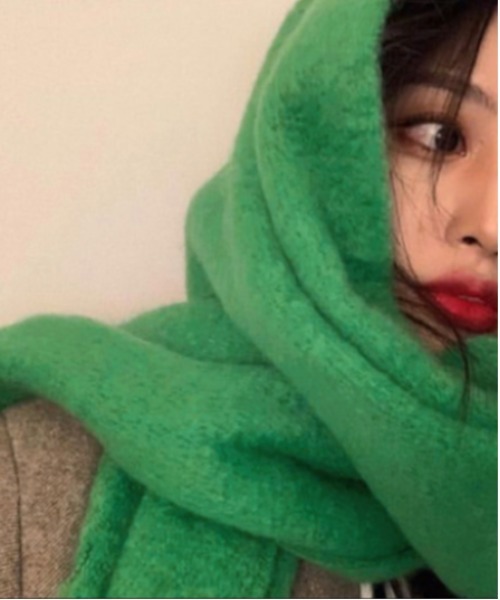 Per sist ence（パーシエンス）の「ボリュームフリンジマフラー（マフラー・レディース・ホワイト/グリーン/ピンク/ベージュ/オフホワイト/グレー/ブルー/ブラック/ライトピンク/ライトブルー・FREE）」の17枚目の写真